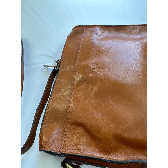 Patricia Nash Heritage Collection Nazaire Crossbody Bag Tan - Picture 12 of 13